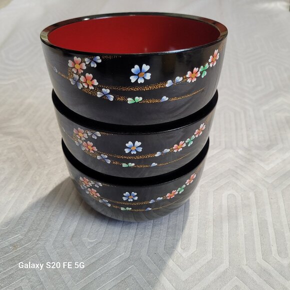 Japanese Black and Red Soup or Rice Bowl with Floral Blossom - Set of 3 - Picture 1 of 15